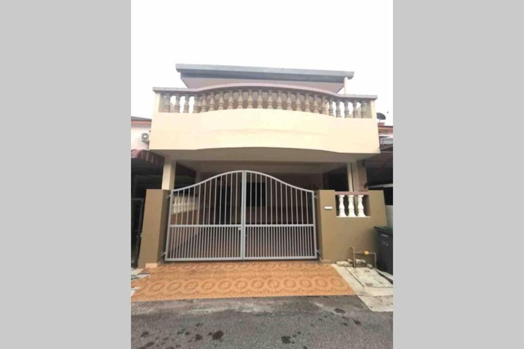 Mersing Fun Beach Home Services Exterior photo